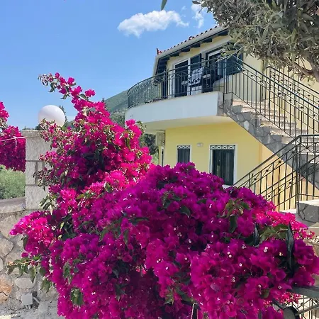 Diana Апартаменты *